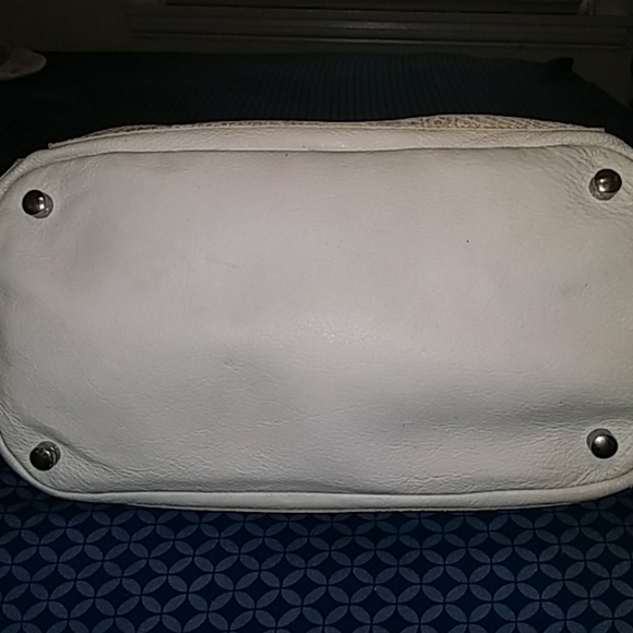 *FINAL PRICE* Elie Tahari Regina Python Print Leather Tote - Picture 6 of 7